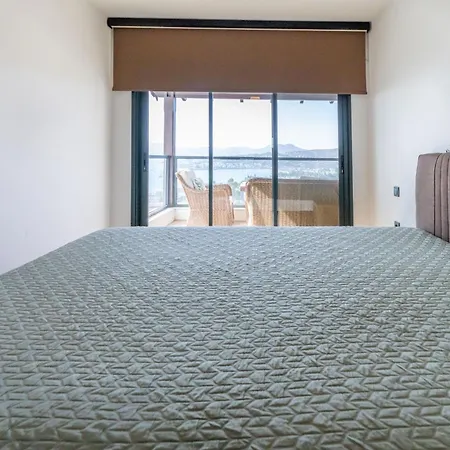 Bitez Apartment